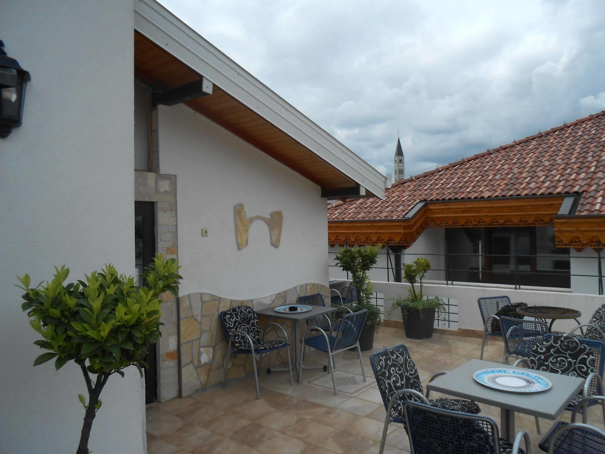 Villa Anri Mostar Exteriör bild