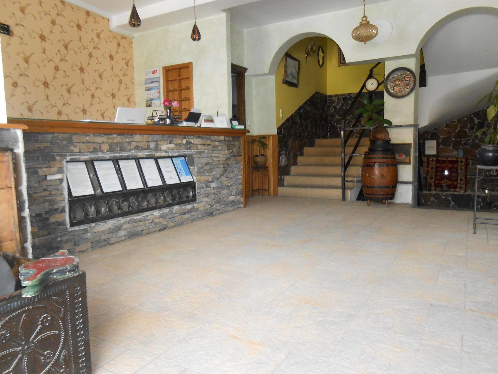 Villa Anri Mostar Exteriör bild